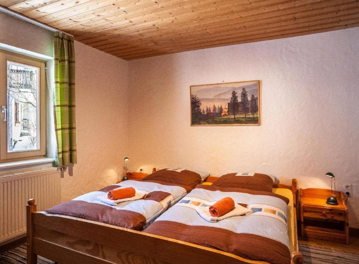 Ferienwohnung Sigi'S Waldhaus Neuschönau Esterno foto